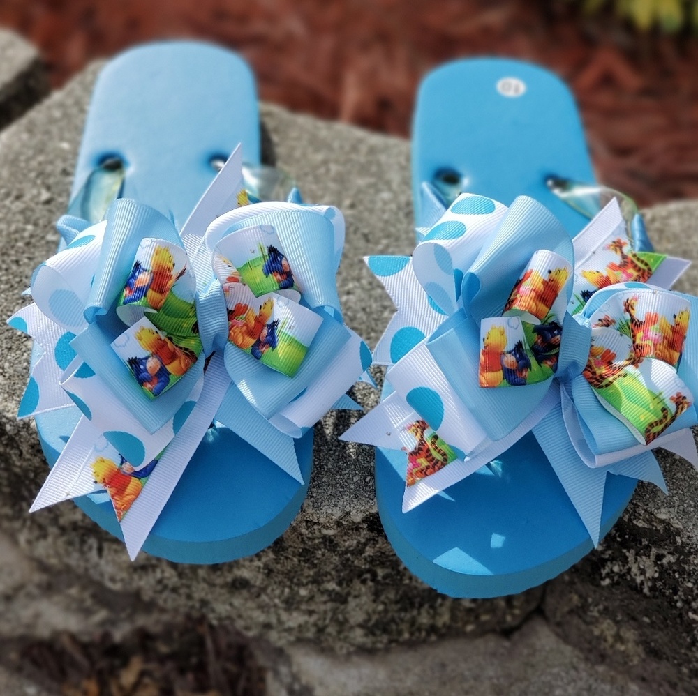 Comfortable themed based flip flops